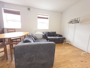 LOUNGE- click for photo gallery